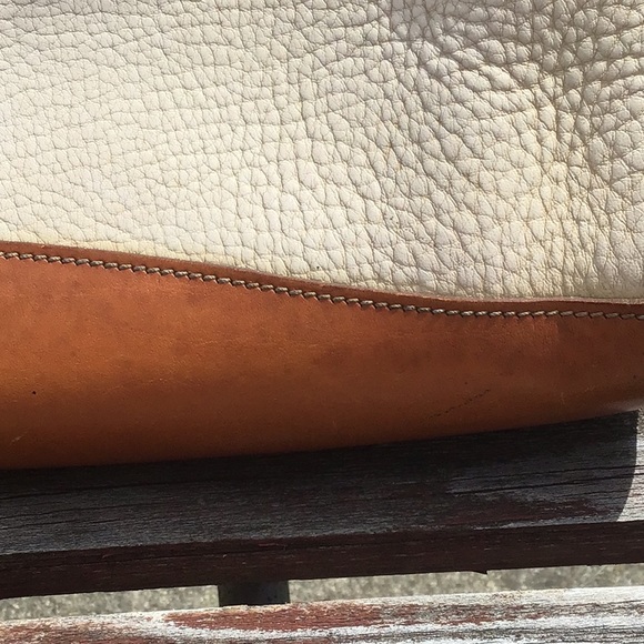 FLASH SALE 👜 Vintage Dooney & Burke leather crossbody - Picture 12 of 16